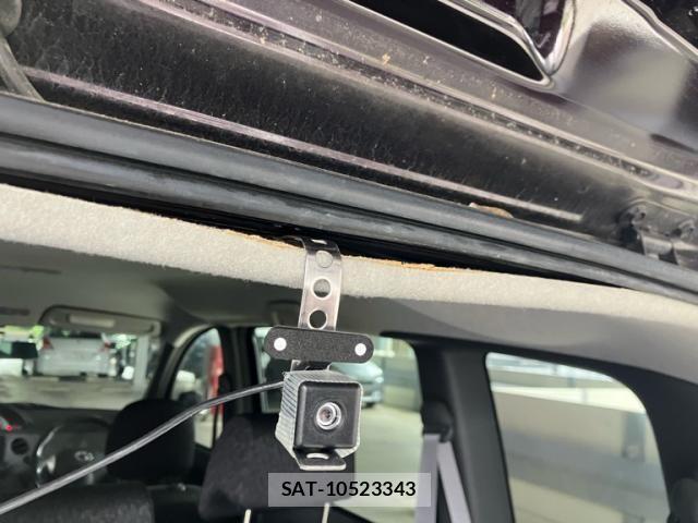 Toyota SIENTA 2011-09 7879438-16