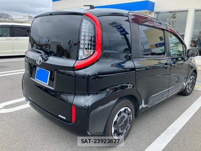 Toyota SIENTA 2023-01 7879406-4