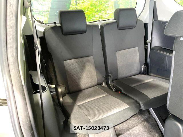 Toyota SIENTA 2019-07 7879417-9