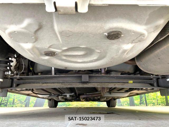 Toyota SIENTA 2019-07 7879417-18