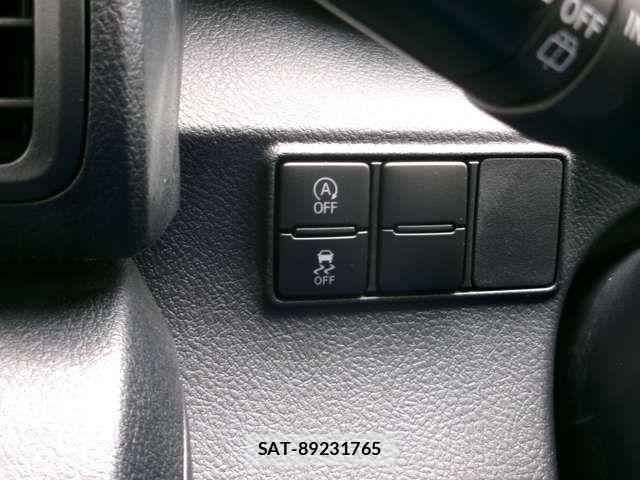 Toyota SIENTA 2022-03 7903386-18