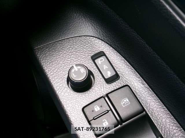 Toyota SIENTA 2022-03 7903386-20
