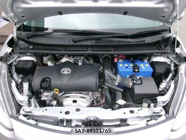 Toyota SIENTA 2022-03 7903386-22