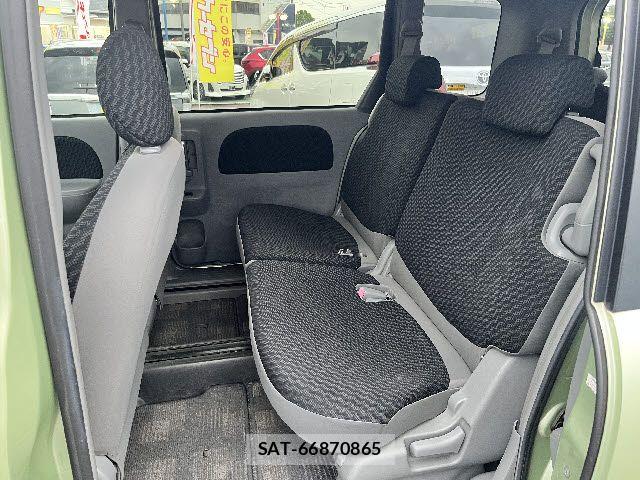 Toyota SIENTA 2009-11 7903393-18