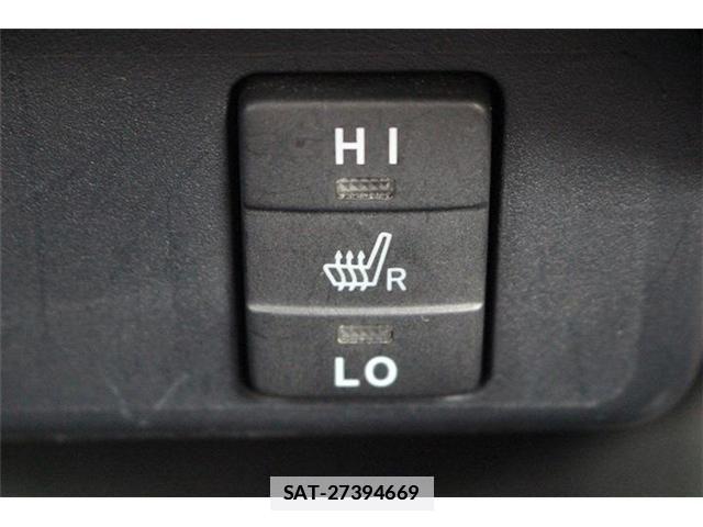 Toyota SIENTA 2016-03 7903388-5