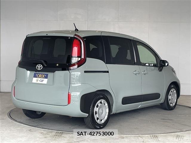 Toyota SIENTA 2024-06 7903382-1