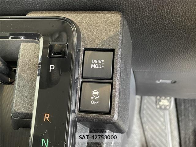 Toyota SIENTA 2024-06 7903382-21