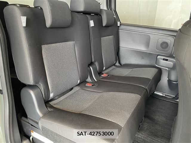 Toyota SIENTA 2024-06 7903382-25