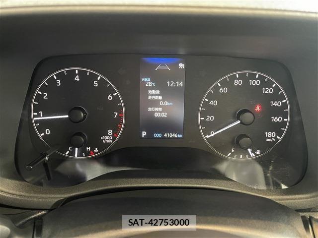 Toyota SIENTA 2024-06 7903382-6