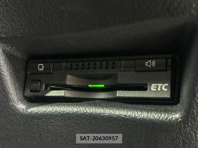 Toyota SIENTA 2016-07 7903385-6