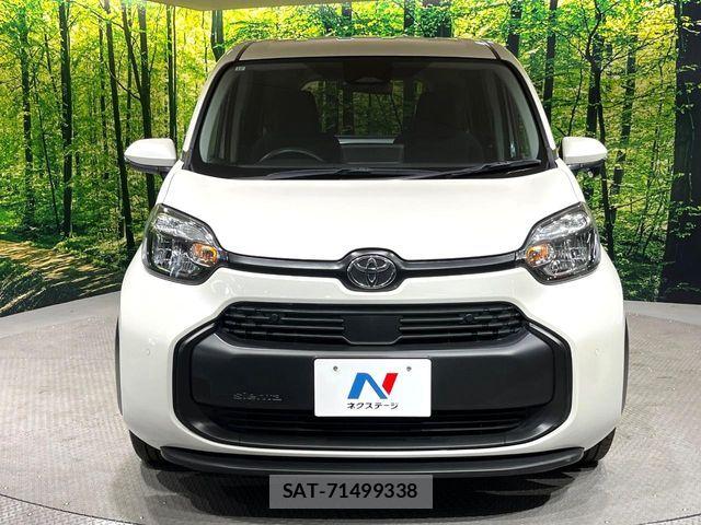 Toyota SIENTA 2023-12 7903381-14