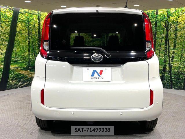 Toyota SIENTA 2023-12 7903381-15