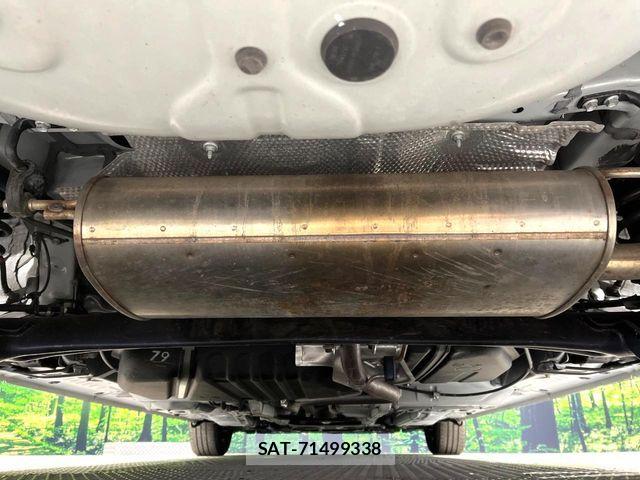 Toyota SIENTA 2023-12 7903381-19