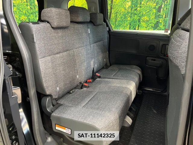 Toyota SIENTA 2025-03 7903379-9