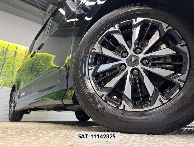 Toyota SIENTA 2025-03 7903379-13