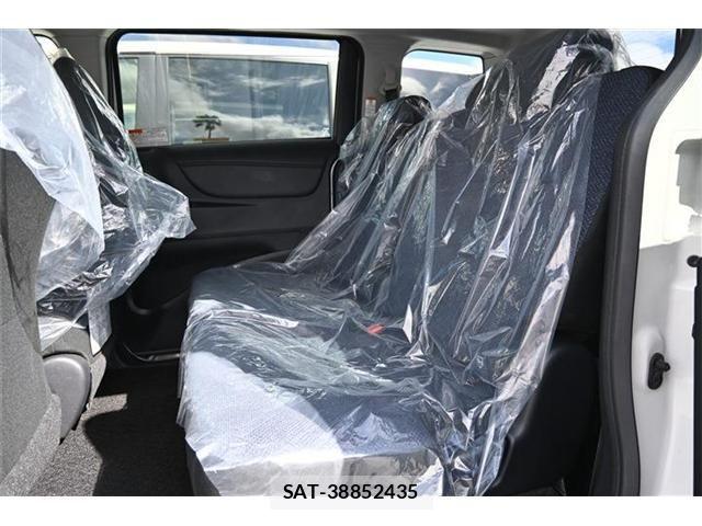Toyota SIENTA 2016-03 7903390-13