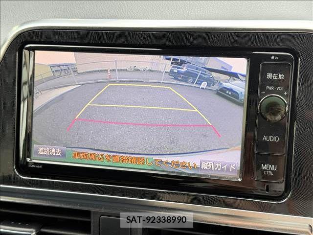 Toyota SIENTA 2015-07 7903391-12