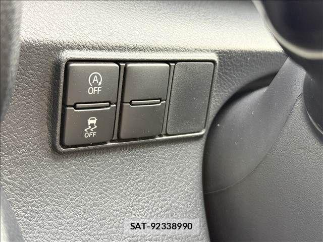 Toyota SIENTA 2015-07 7903391-14