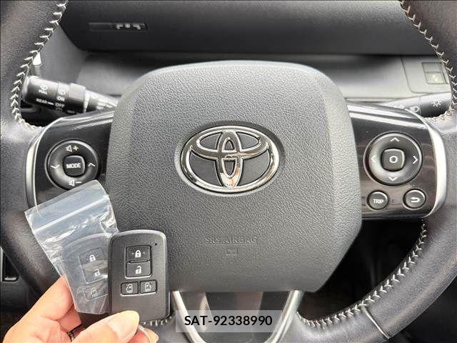 Toyota SIENTA 2015-07 7903391-17