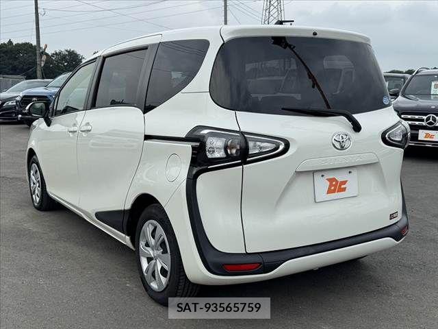 Toyota SIENTA 2019-08 7903387-12
