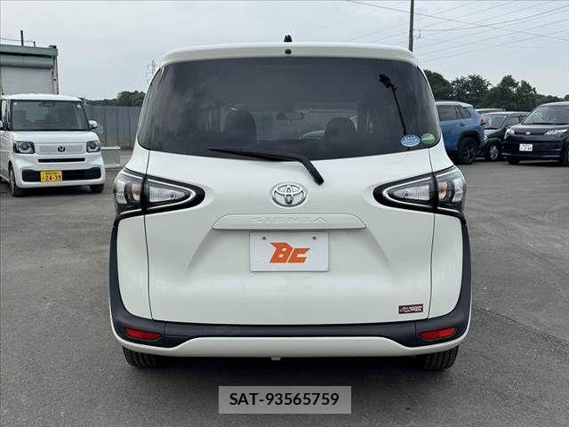 Toyota SIENTA 2019-08 7903387-13