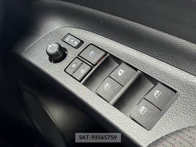 Toyota SIENTA 2019-08 7903387-21