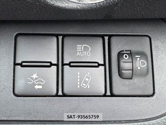 Toyota SIENTA 2019-08 7903387-22
