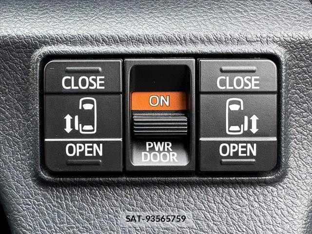 Toyota SIENTA 2019-08 7903387-23