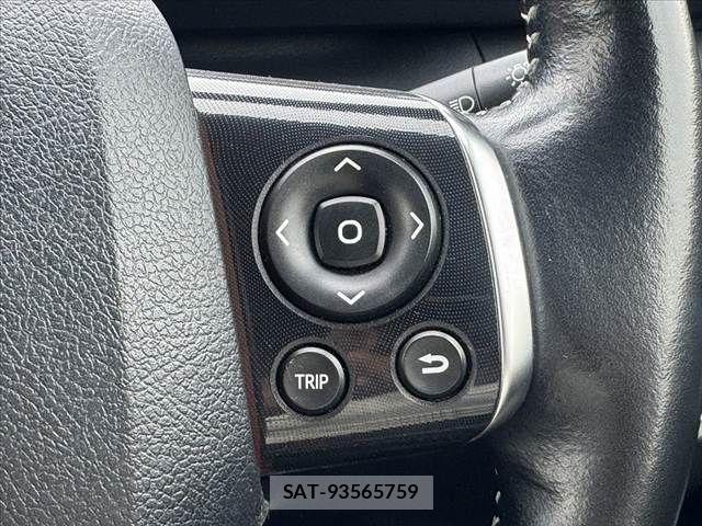 Toyota SIENTA 2019-08 7903387-27