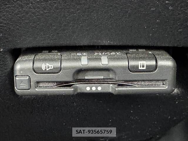 Toyota SIENTA 2019-08 7903387-5