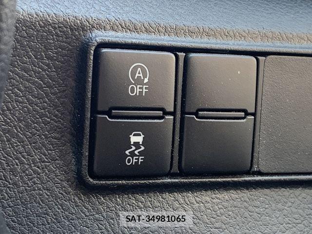 Toyota SIENTA 2017-10 7903389-13