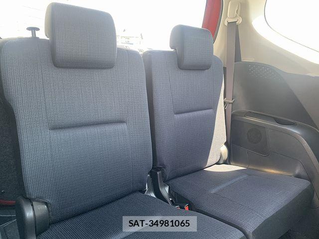 Toyota SIENTA 2017-10 7903389-19