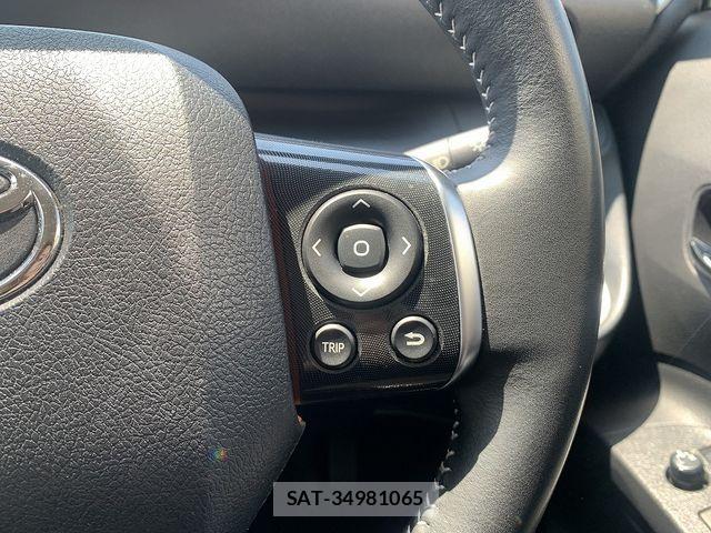 Toyota SIENTA 2017-10 7903389-7