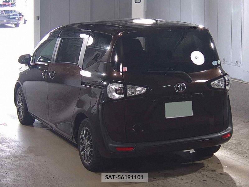 Toyota SIENTA 2015-10 7889158-3