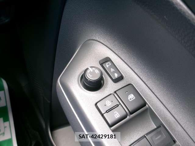 Toyota SIENTA 2024-10 7903380-19