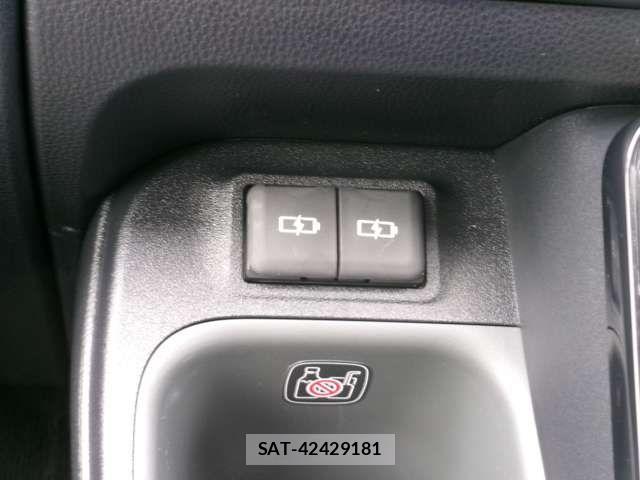 Toyota SIENTA 2024-10 7903380-20