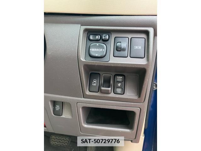 Toyota SIENTA 2007-12 7903392-7