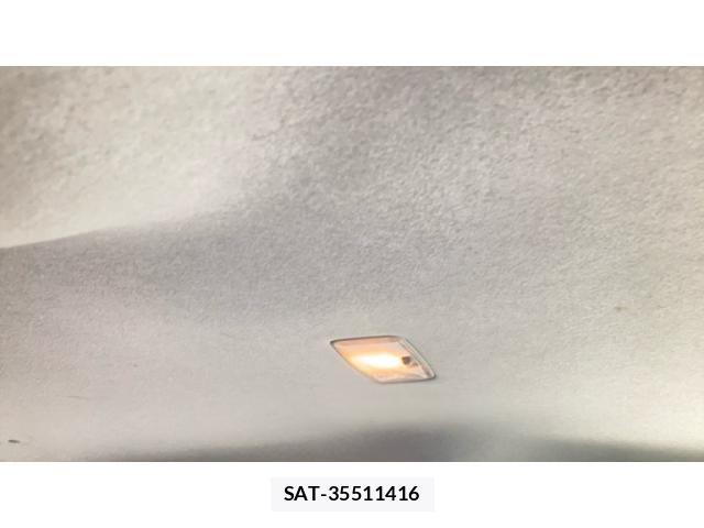Toyota SIENTA 2012-07 7963769-11