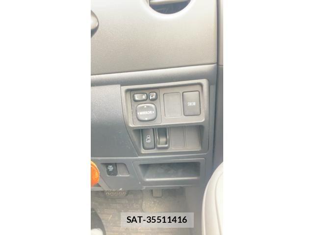 Toyota SIENTA 2012-07 7963769-12