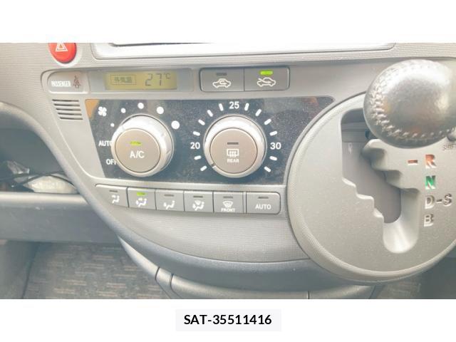 Toyota SIENTA 2012-07 7963769-17