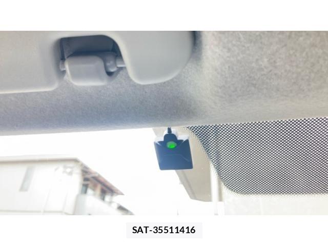 Toyota SIENTA 2012-07 7963769-19