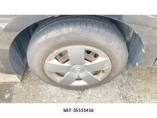 Toyota SIENTA 2012-07 7963769-5