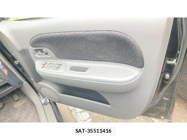 Toyota SIENTA 2012-07 7963769-7