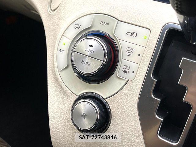 Toyota SIENTA 2016-07 7963761-6