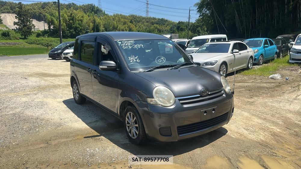 Toyota SIENTA 2010-01 7633715-6