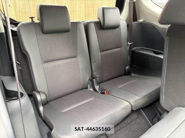 Toyota SIENTA 2017-09 7963756-10