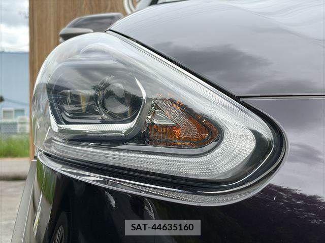 Toyota SIENTA 2017-09 7963756-23
