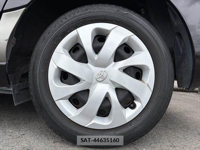 Toyota SIENTA 2017-09 7963756-29