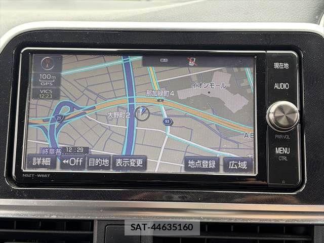 Toyota SIENTA 2017-09 7963756-3