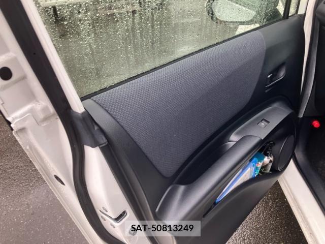 Toyota SIENTA 2016-03 7963768-15
